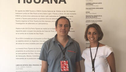 Ana Luisa Fonseca, curadora de Proyecto Tijuana y Andrés Fresneda de la editorial La Silueta